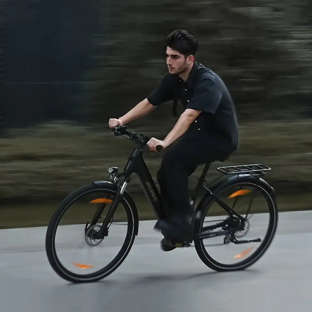 Vélo électrique à moteur central OneSport OT07